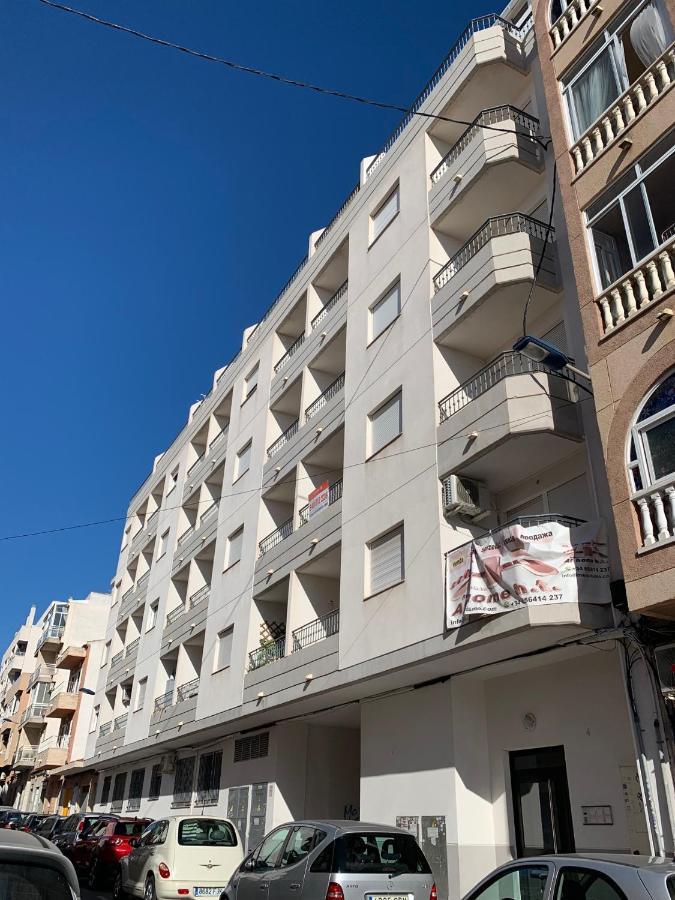 Apartment Torrevieja Exterior photo